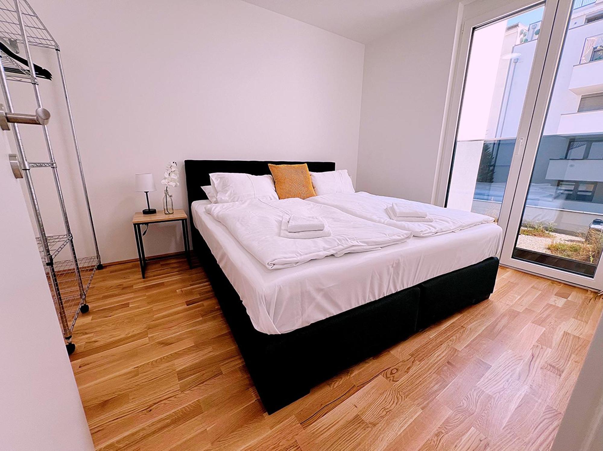Modern, New, Next To Metro - Gg13 Apartments Wien Eksteriør billede